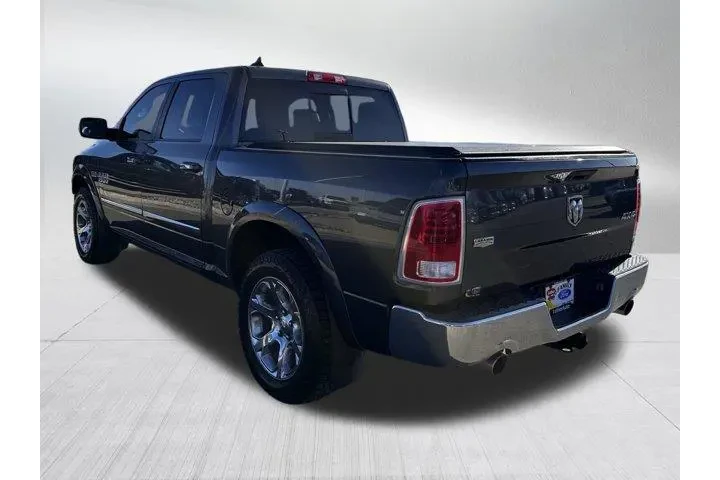 $20699 : Ram 1500 2016 4x4 Laramie 4d image 5