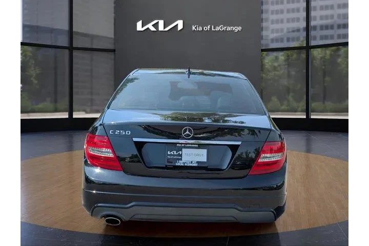 Mercedes-Benz C-Class 2013 C image 10