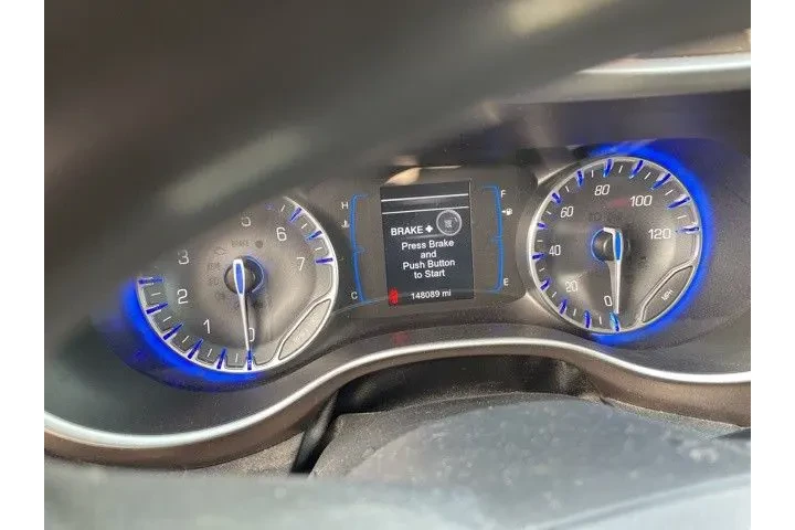 $9350 : Pre-Owned 2017 Pacifica Touri image 9