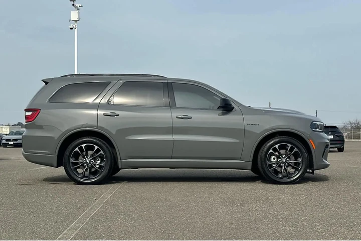 $39981 : Dodge Durango 2024 R/T 4dr S image 2