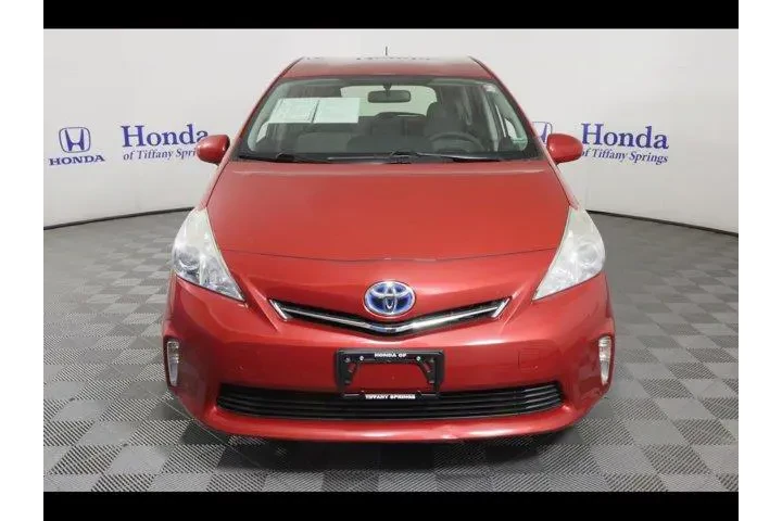 $12875 : Toyota Prius v 2013 Three 4d image 2