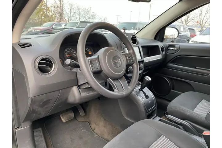 $8500 : Jeep Compass 2014 Sport 4dr image 9