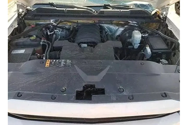 $3600 : 2017-20 CHEVY TAHOE 5.3L MOTOR image 1