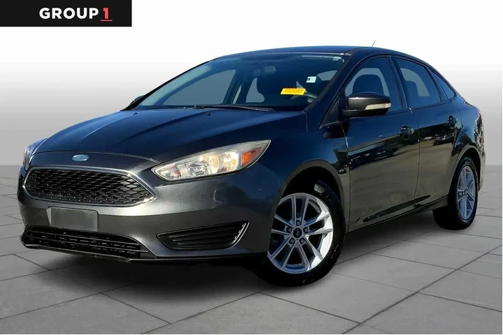 $9998 : Ford Focus 2017 SE 4dr Sedan image 1