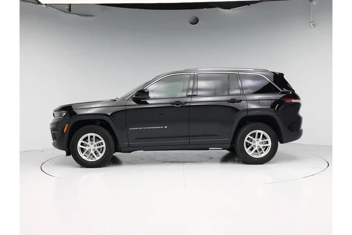 $29998 : Jeep Grand Cherokee 2023 4x2 image 3