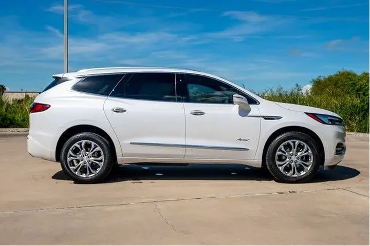 $27198 : Buick Enclave 2021 Avenir 4d image 5