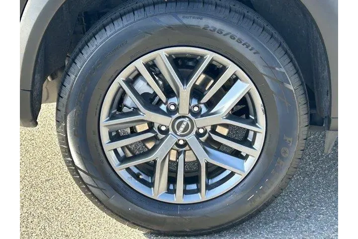 $20260 : Nissan Rogue 2024 S 4dr Cros image 7