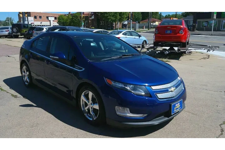 $8999 : 2012 Volt Premium image 5