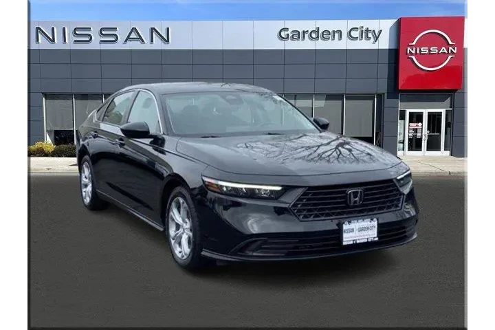 $21550 : Honda Accord 2024 LX 4dr Sed image 1