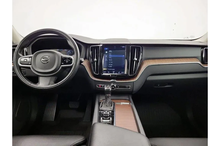 $25998 : Volvo XC60 2020 AWD T6 Inscr image 9