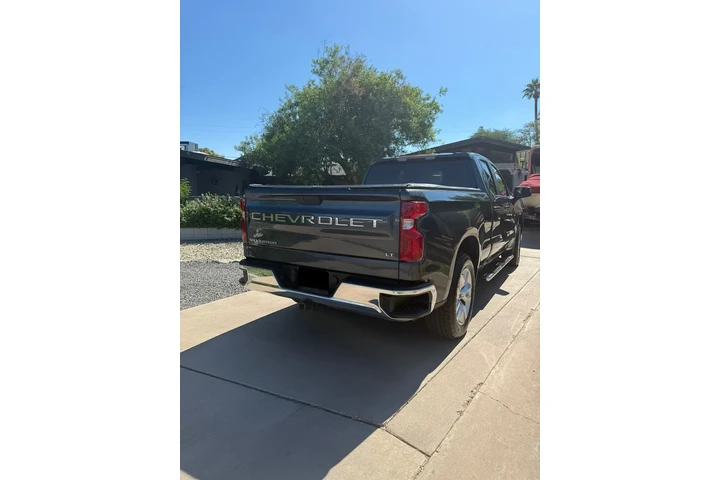 $12000 : 2020 Silverado 1500 LT image 8