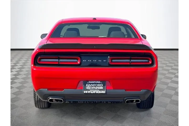 $20900 : Dodge Challenger 2023 SXT 2d image 7
