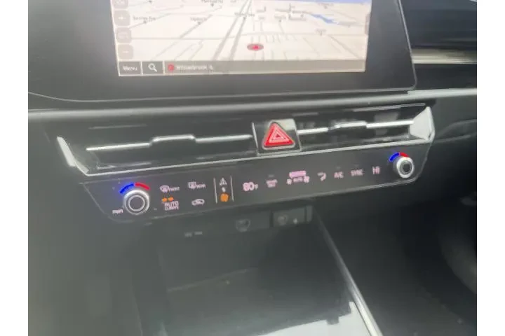 $21588 : Kia Niro 2023 EX 4dr Crossov image 10