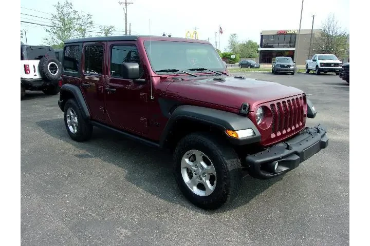 $30980 : Jeep Wrangler Unlimited 2021 image 9