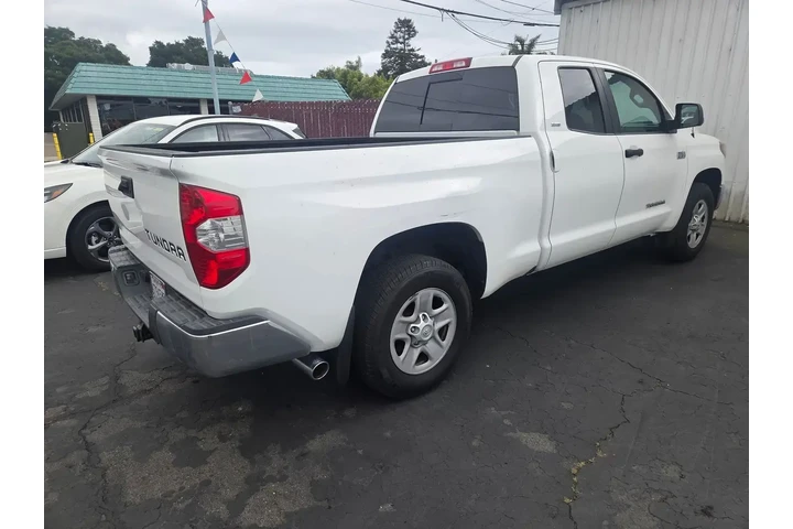 $31000 : Toyota Tundra 2018 4x2 SR5 4 image 5