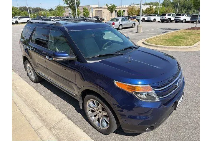 $10371 : Ford Explorer 2011 AWD Limit image 7