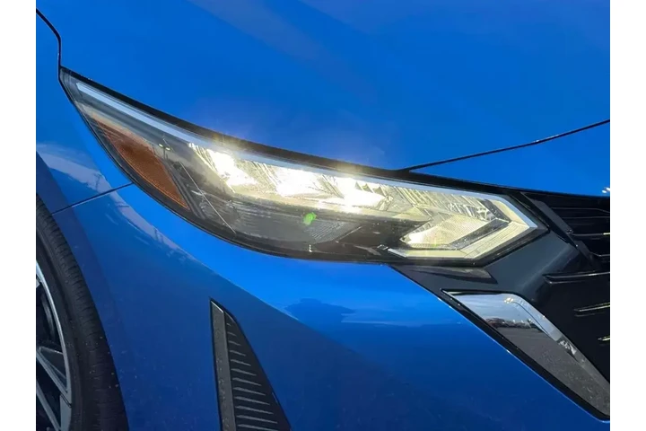 $19595 : Nissan Sentra 2025 SR 4dr Se image 10