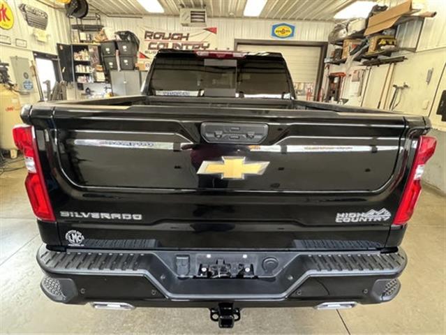 $53900 : 2022 Silverado 1500 High Coun image 5