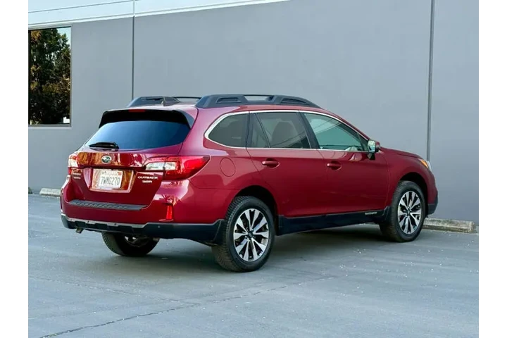 $14940 : 2017 Outback 3.6R Limited image 6