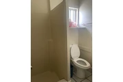 Cuarto grande de renta