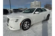 $32000 : Chrysler 300 2023 AWD Tourin thumbnail