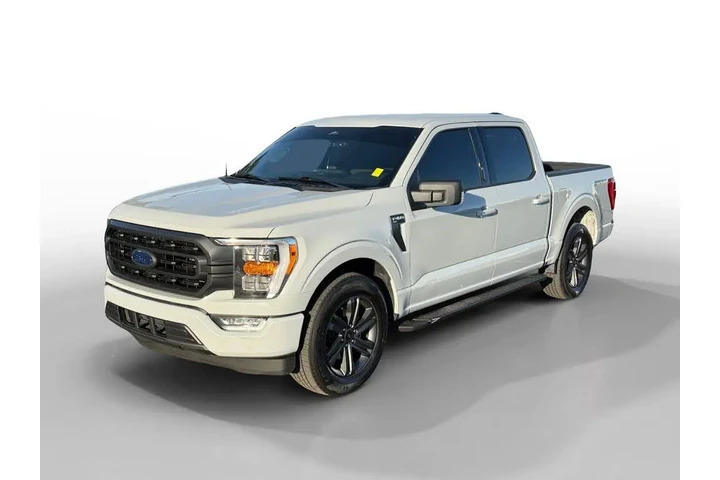 $28993 : Ford F-150 2023 4x2 XLT 4dr image 1