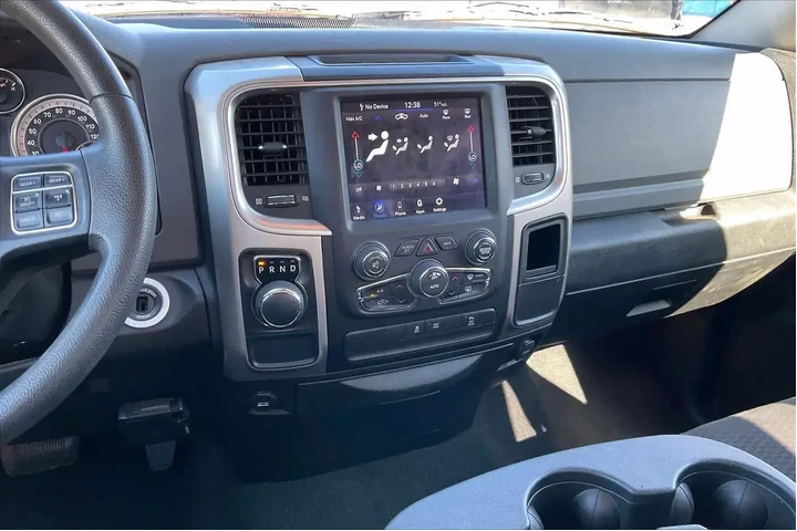 $26447 : Ram 1500 Classic 2020 4x2 SL image 6