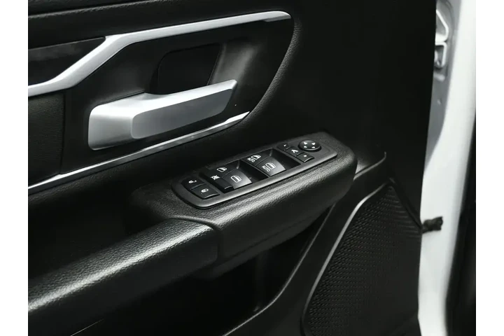 $37603 : Ram 1500 2024 4x4 Big Horn 4 image 10