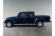 $33830 : Jeep Gladiator 2023 thumbnail