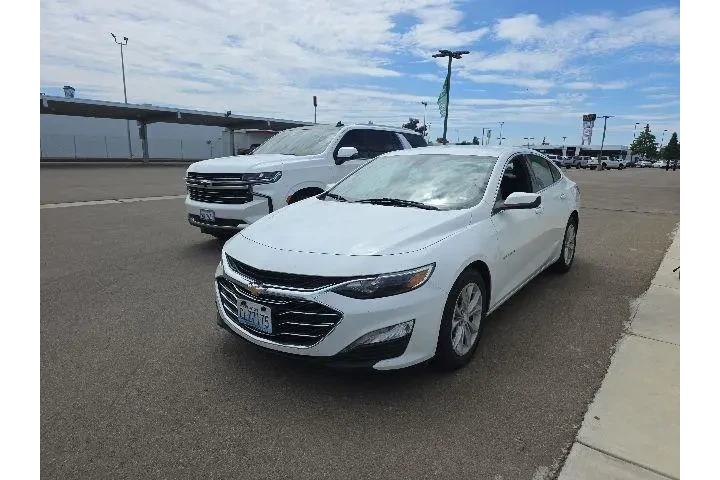 $19775 : Chevrolet Malibu 2024 LT 4dr image 3