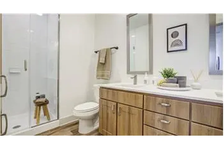 $1600 : Rental property with 1 bedro image 7