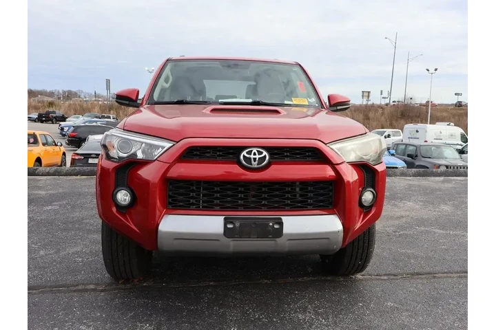 $24456 : Toyota 4Runner 2016 4x4 Trai image 4
