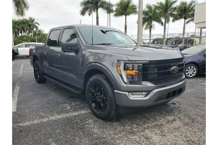 $32490 : Ford F-150 2022 4x2 XLT 4dr image 2