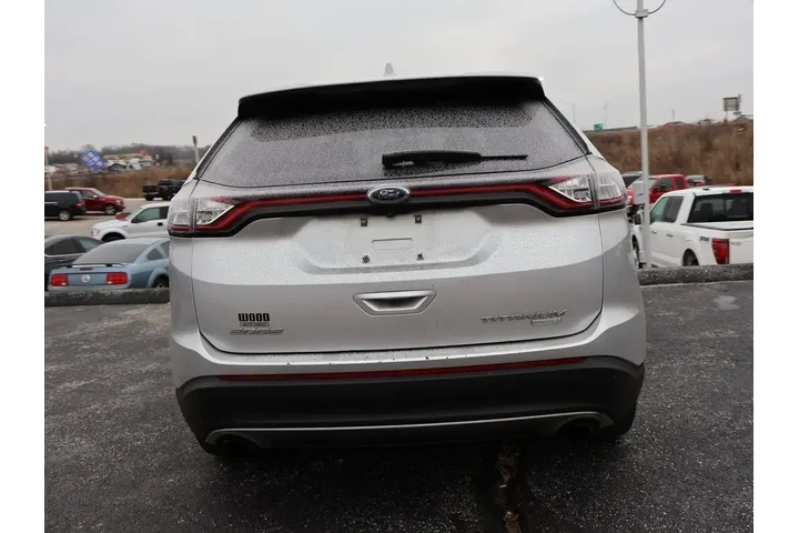 $11240 : Ford Edge 2017 Titanium 4dr image 9
