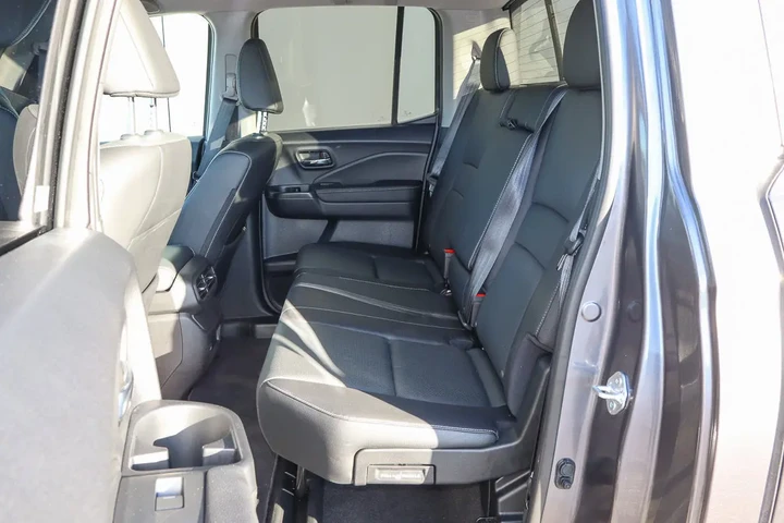 $35988 : 2025 Ridgeline RTL AWD image 9