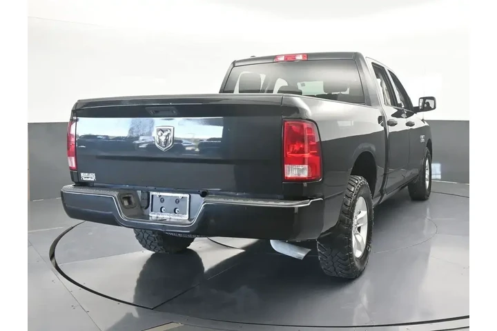 $17111 : Ram 1500 2018 4x2 Express 4d image 5