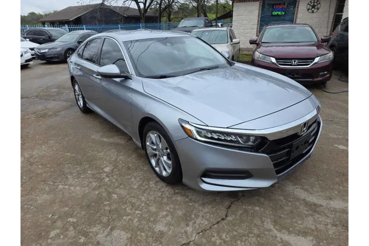 $16500 : 2019 Accord LX image 3