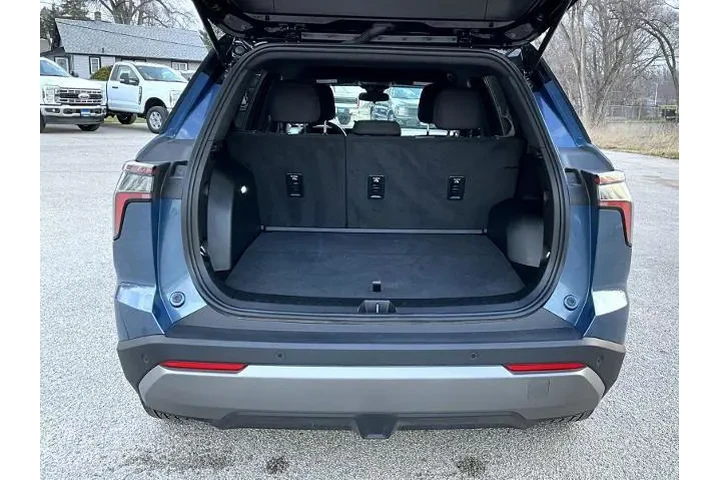 $25995 : Chevrolet Equinox 2025 LT 4d image 9