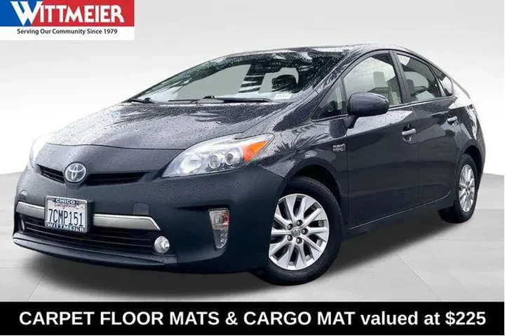 $12985 : Toyota Prius Plug-in Hybrid image 1
