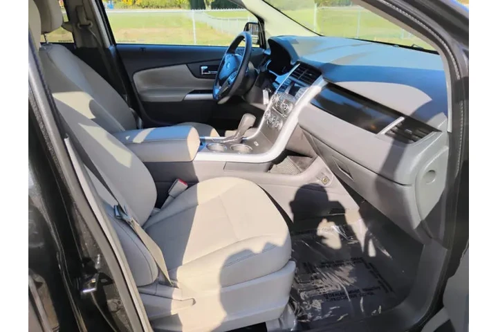 $6997 : 2014 Edge SE image 9