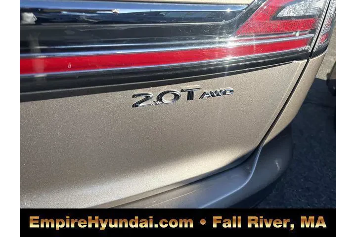 $26690 : Lincoln Nautilus 2020 AWD Re image 5