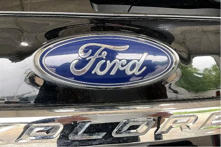 $14791 : Ford Explorer 2017 Limited 4 image 7