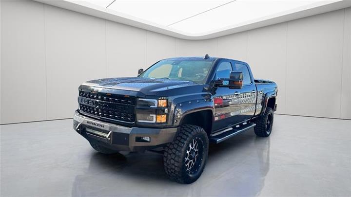 2015 Silverado 2500HD HEAVY D image 4