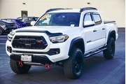 $36745 : Toyota Tacoma 2022 4x4 TRD O thumbnail