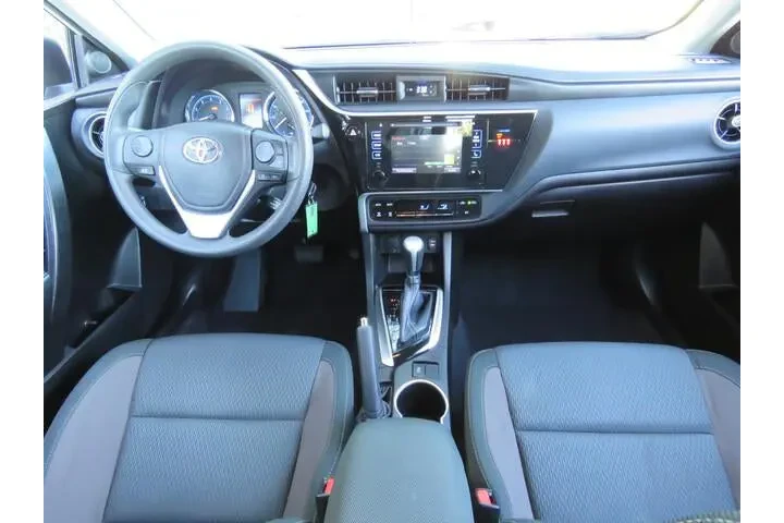 $15599 : 2018 Corolla LE image 4