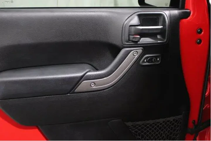 $22985 : Jeep Wrangler JK Unlimited 2 image 3