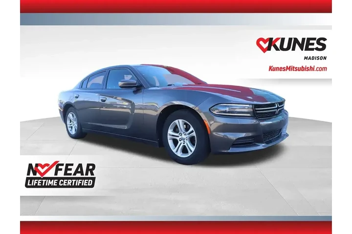 $16477 : Dodge Charger 2020 SXT 4dr S image 1