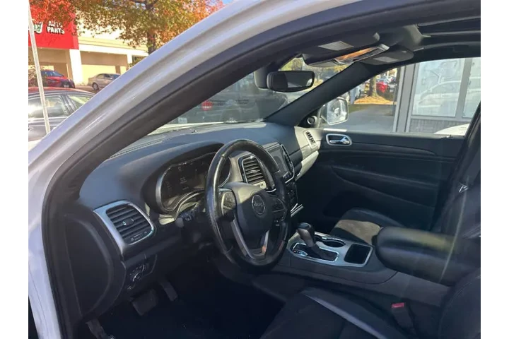 $16995 : 2019 Grand Cherokee Altitude image 10