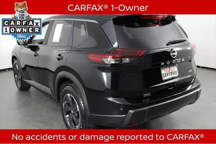 $23853 : Nissan Rogue 2025 AWD SV 4dr image 5