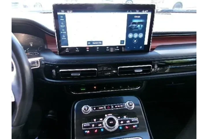 $34889 : Lincoln Nautilus 2022 AWD Re image 9